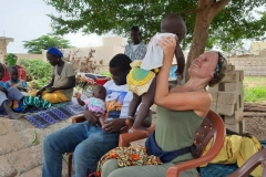 Die Kinder sind unsere Zukunft und bereit das zu lernen, was wir ihnen zeigen.